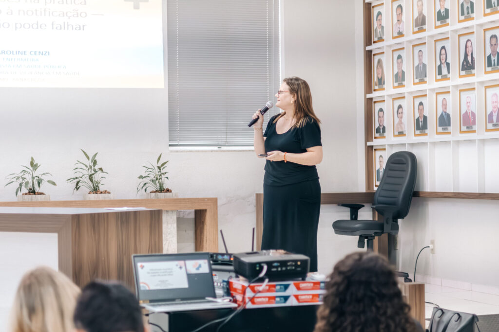 Profissional da Saúde de Xanxerê Brilha em Jornada Científica em São Carlos