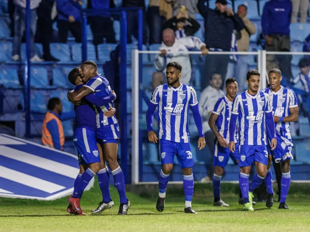 Copa Sul-Sudeste: Avaí Enfrenta Sampaio Corrêa-RJ em Grande Confronto