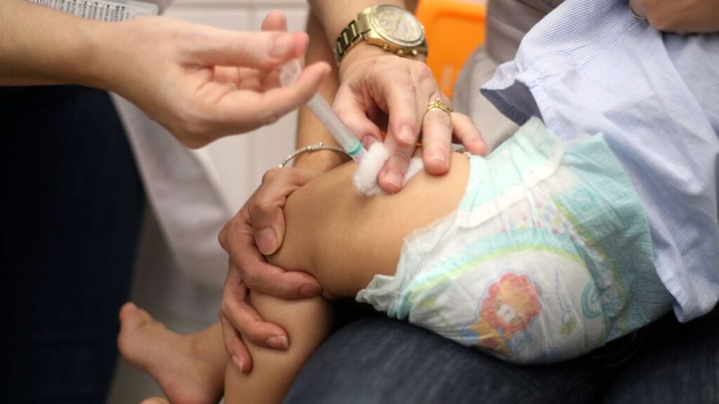 Morte de Bebê de 6 Meses Destaca Aumento da Letalidade da Meningite em SC