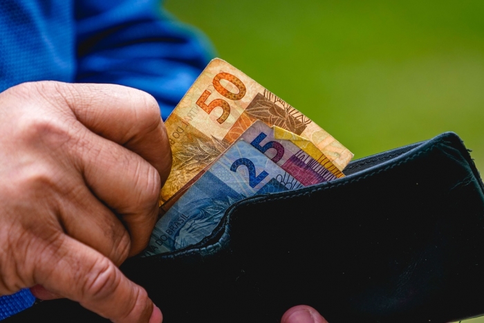 Renda dos Catarinenses Cresce 8,7% e Estado Destaca-se entre os Maiores do Brasil Renda dos Catarinenses Cresce 8,7% e Estado Destaca-se entre os Maiores do Brasil