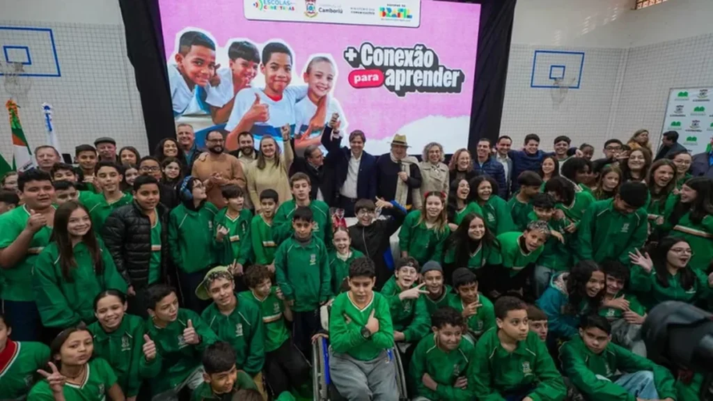 Santa Catarina recebe R$ 284 milhões para expandir 5G e conectar escolas em 2024